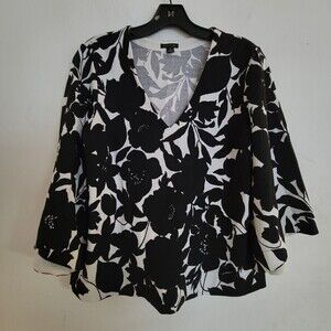 Ann Taylor Floral Black White V Neck 3/4 Flare Wide Sleeve Blouse Top Size XS